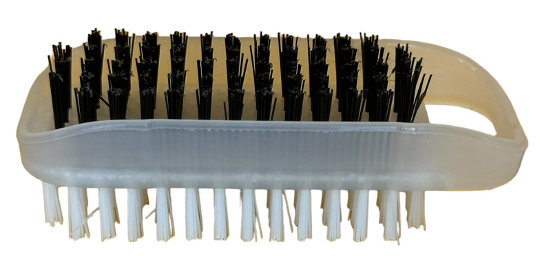 BROSSE A ONGLE